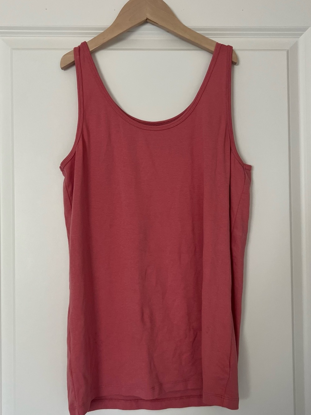 a.n.a Coral Scoop Neck Tank Top